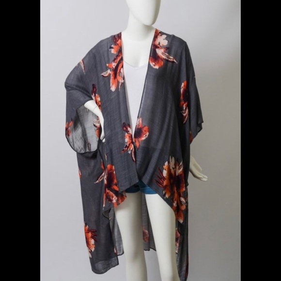 Floral Print Kimono - Picture 9 of 15
